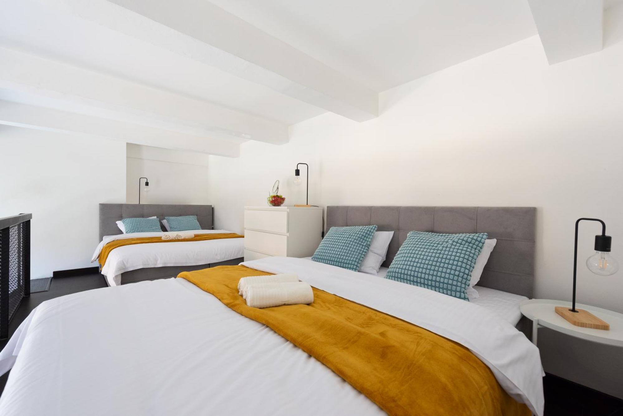 Modern Loft-apartments In Apartment *