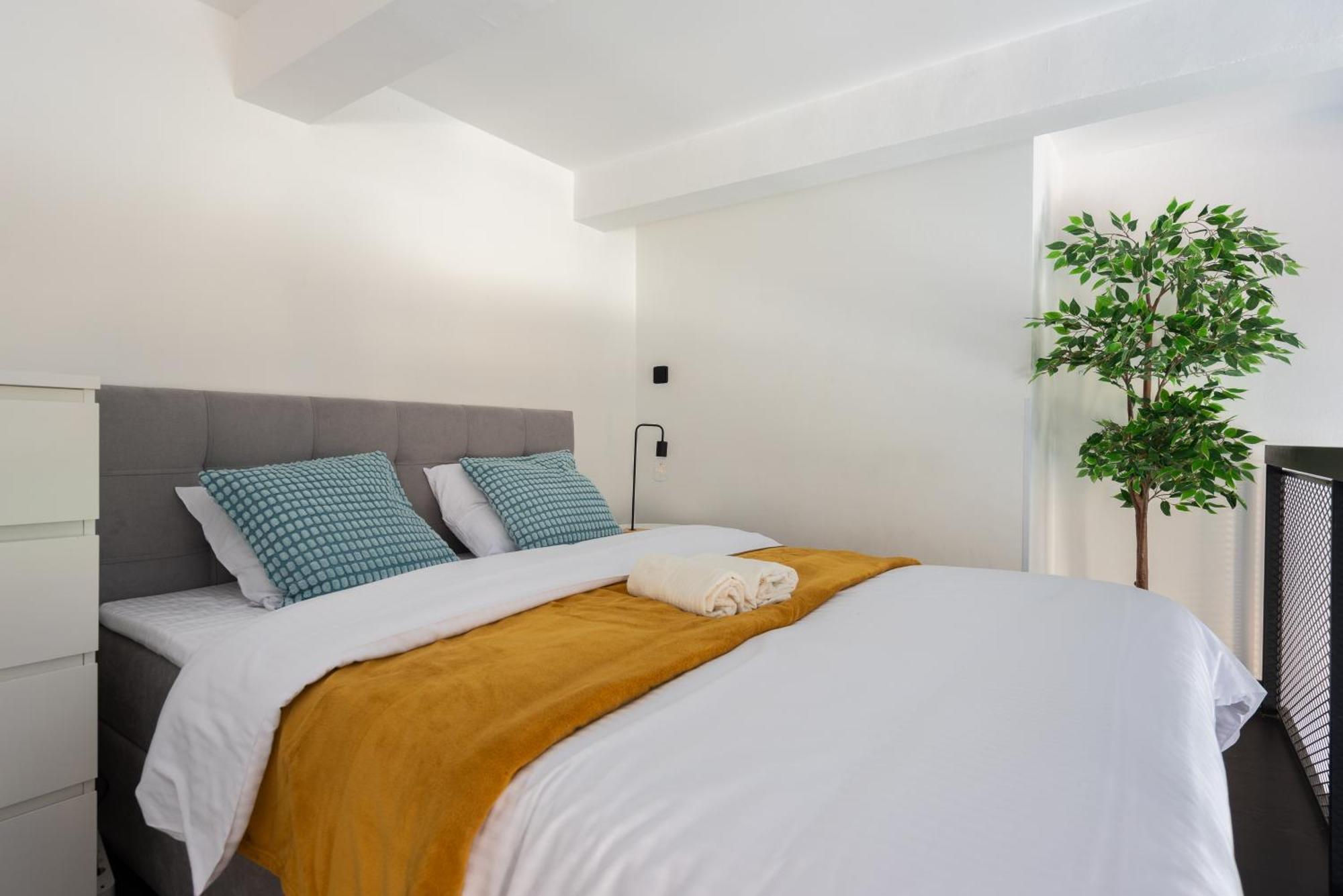 Modern Loft-apartments In Apartment Prague