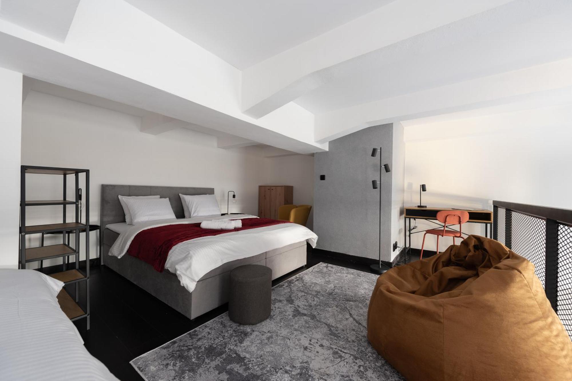 Modern Loft-apartments In Apartment *